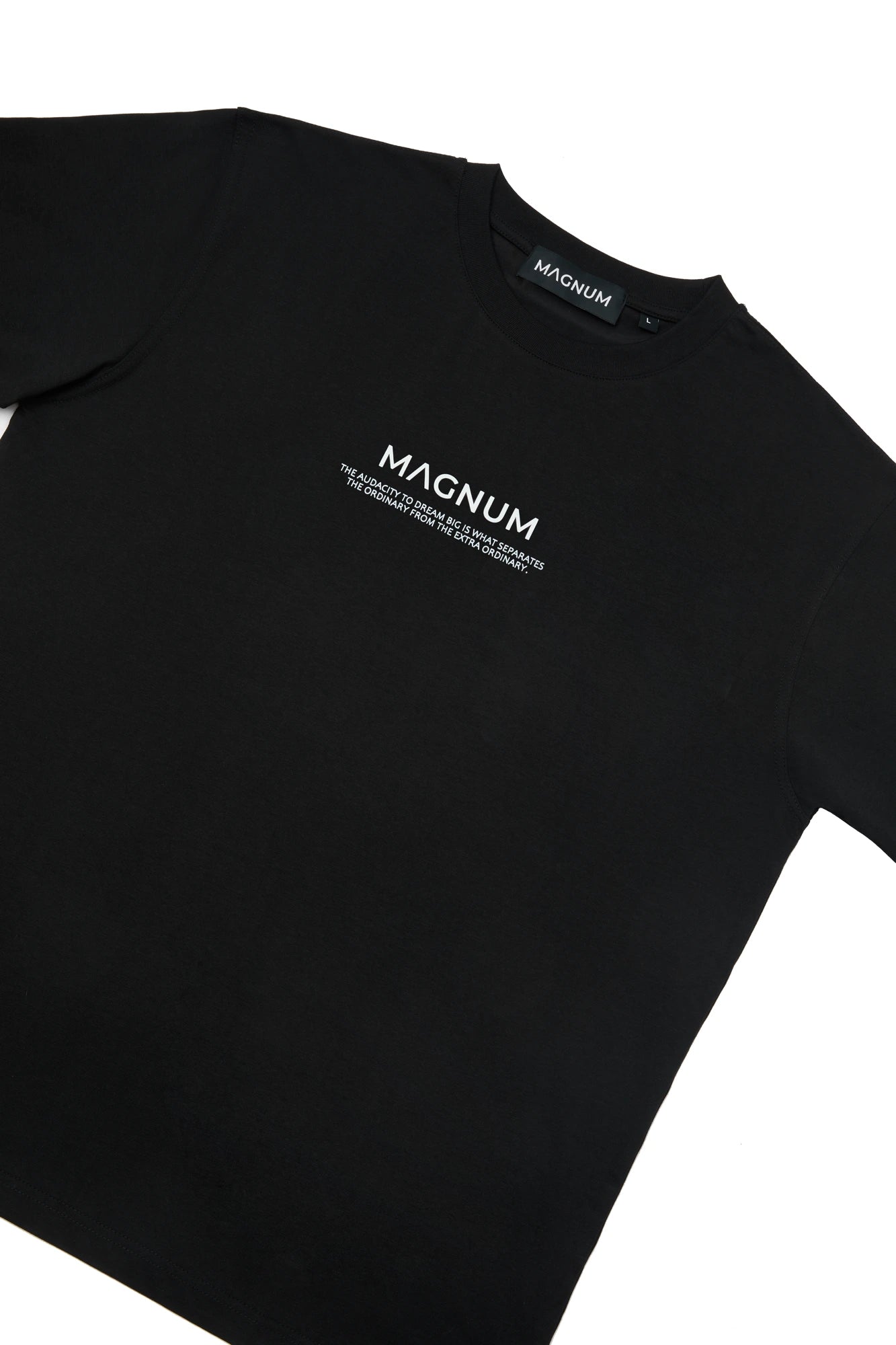 Magnum Man Cotton T-shirt White with Intrepid print